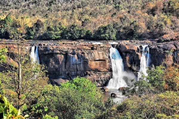 India's Top 10 Most Visited Waterfalls: Unveiling the Breathtaking Beauty of Nature India's Top 10 Most Visited Waterfalls: Unveiling the Breathtaking Beauty of Nature