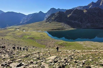 Discover Best Time For Tarsar Marsar Trek & Skiing In Gulmarg Discover Best Time For Tarsar Marsar Trek & Skiing In Gulmarg